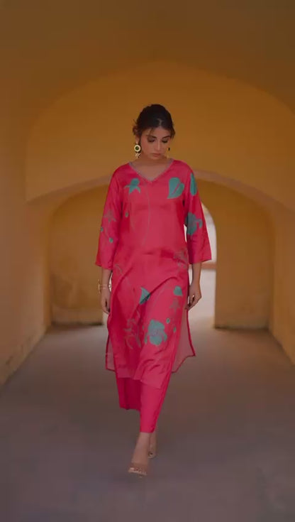 Crimson Meadow Pure Muslin Kurti Pant Set